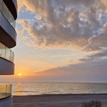 Beach Studio By Casa Del Mar Mamaia Exterior photo